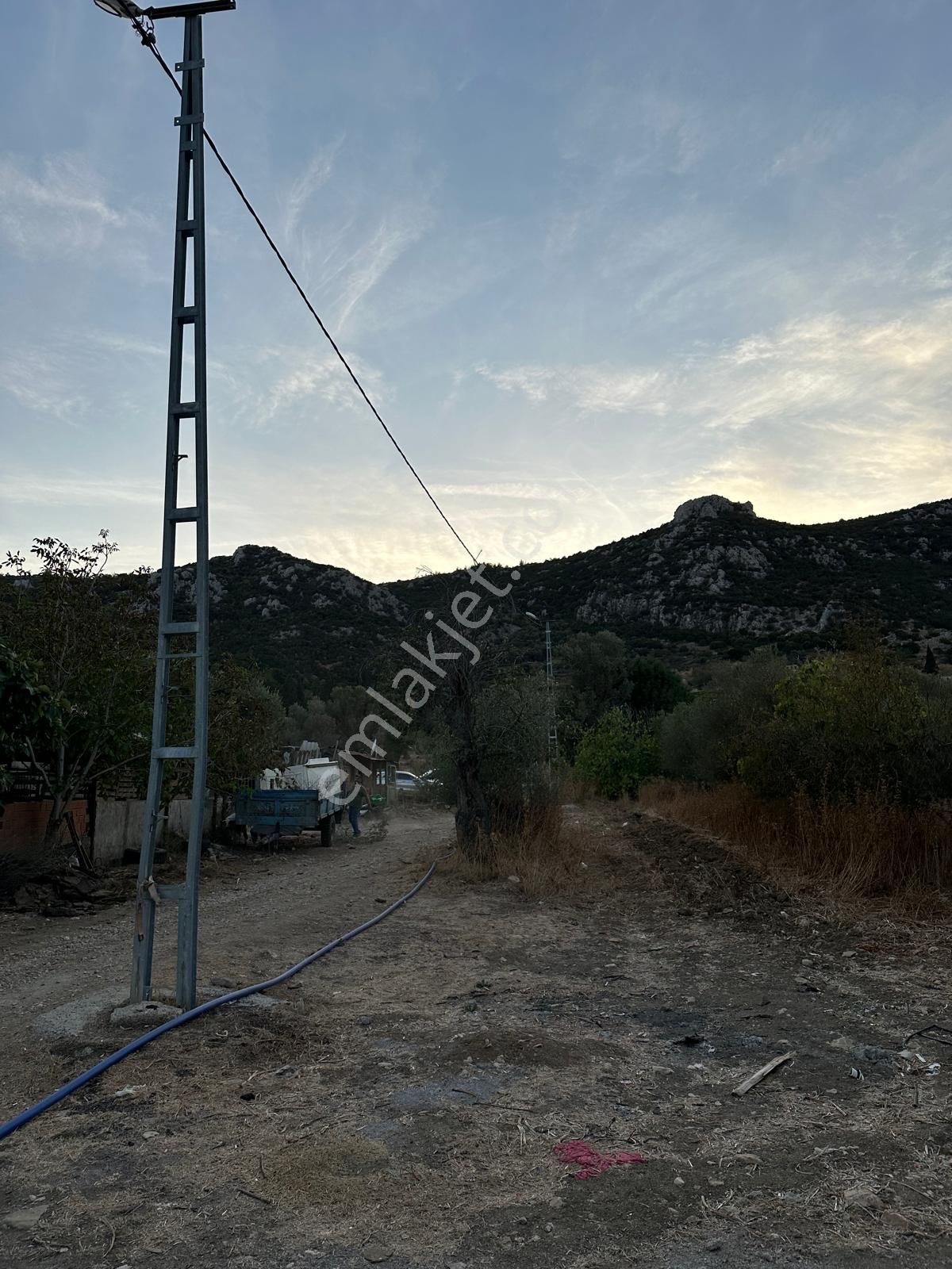 İzmir Balıklı Ova Satılık Arsa 480 Mt - Görsel 2