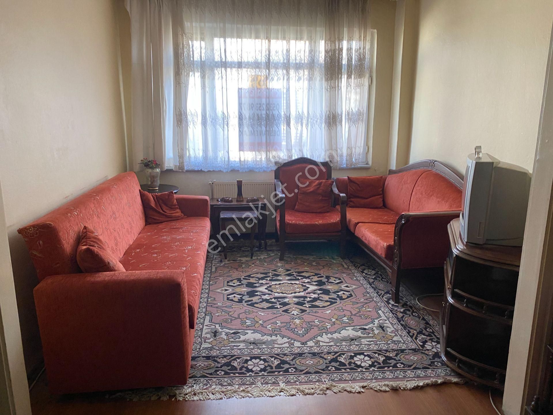 Fatih Sümbül Efendi Kiralık Daire Destan-005 Kocamustafapaşa Ali Fakih Cami Civarı 2+1 Orta-2.kat 80m2 Full Eşyalı Açıklama Okuyun