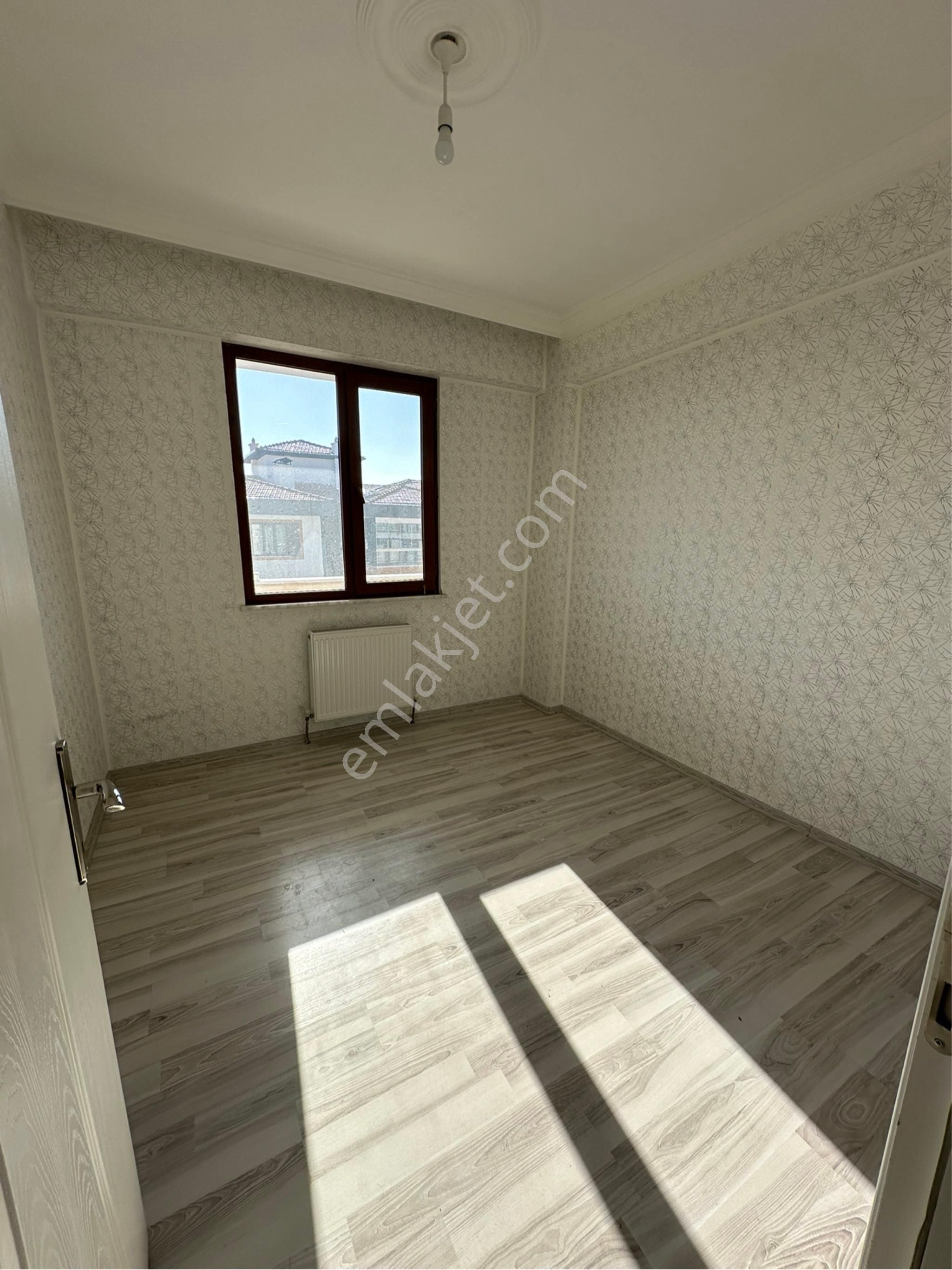 Salih Emlaktan Parsanda Kelebeklerlere Yakın Kiralık 3+1 Daire - Görsel 6