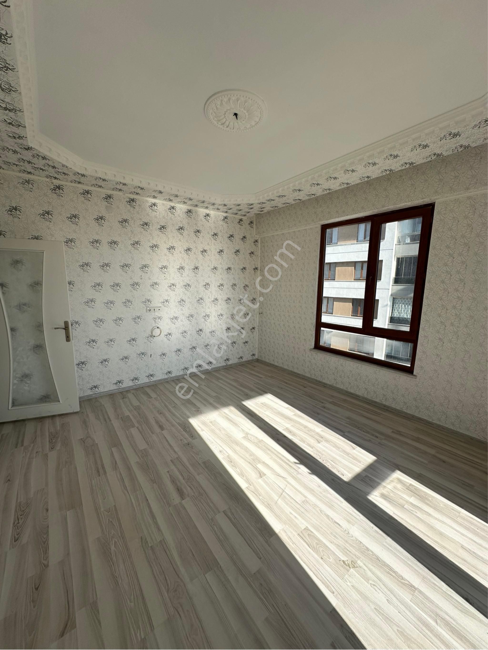 Salih Emlaktan Parsanda Kelebeklerlere Yakın Kiralık 3+1 Daire - Görsel 4