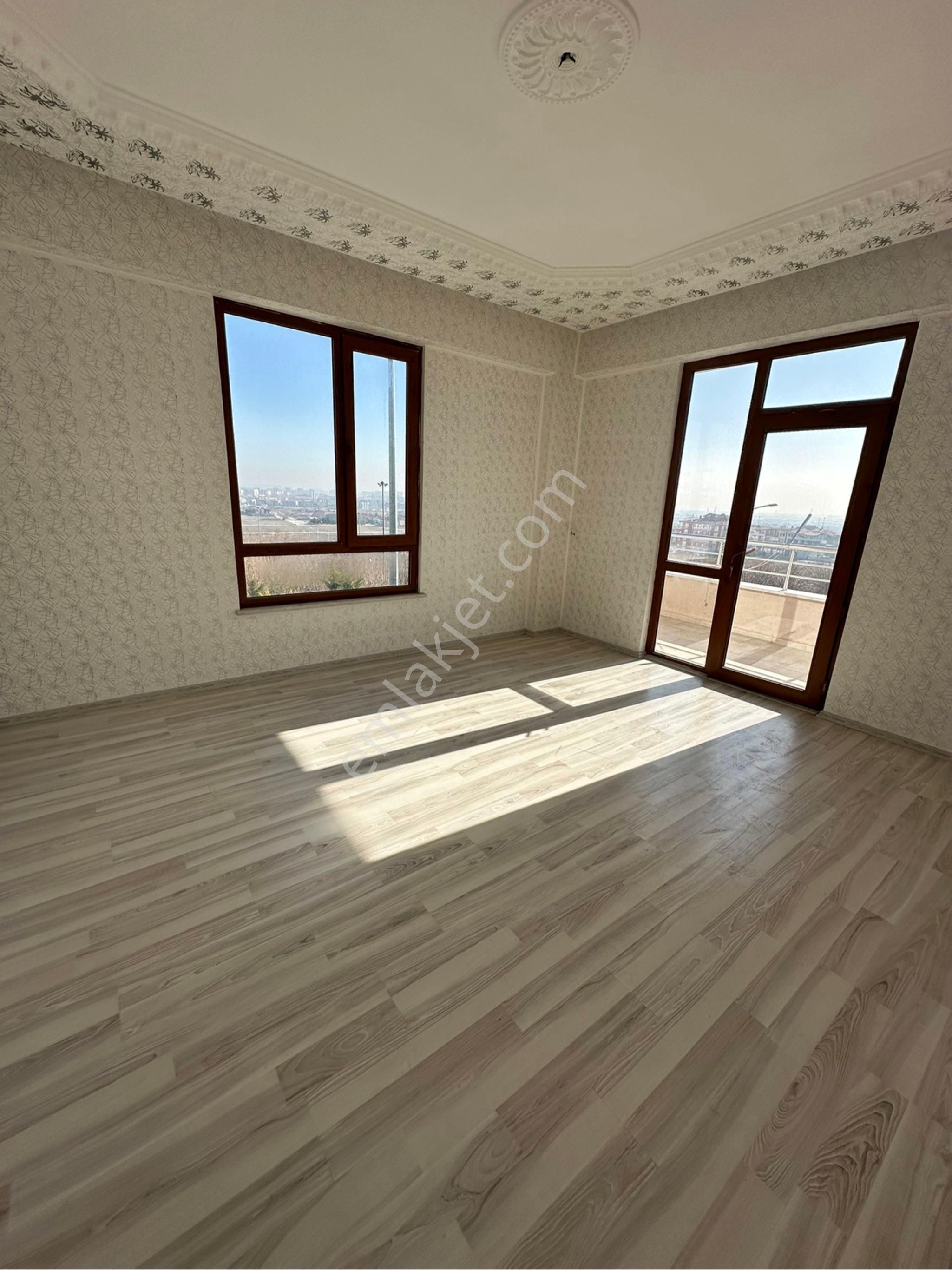 Salih Emlaktan Parsanda Kelebeklerlere Yakın Kiralık 3+1 Daire - Görsel 9