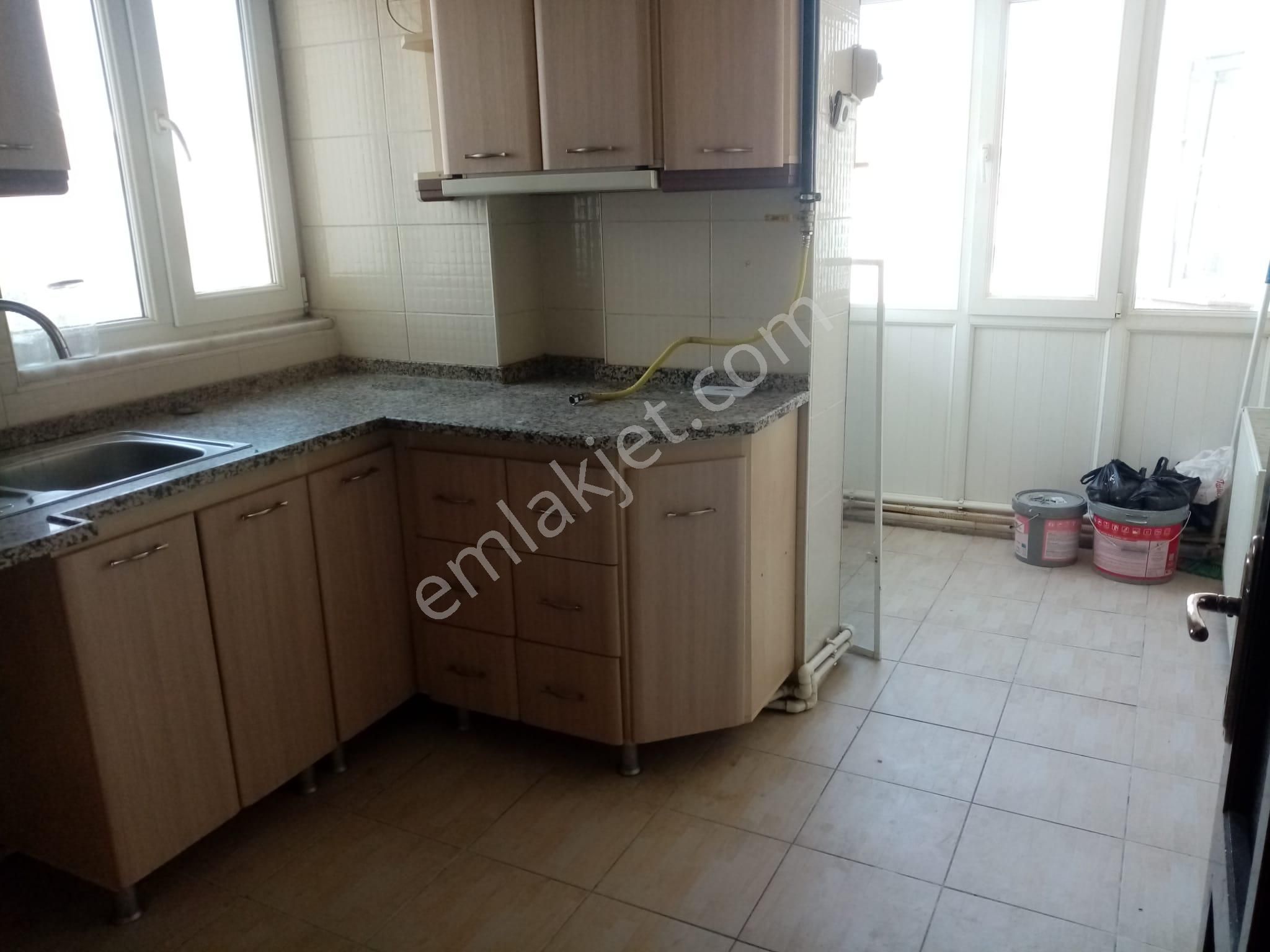 Balıkesir Bahçelievler.demirdağ Emlaktan Kiralık 2+1 Daire