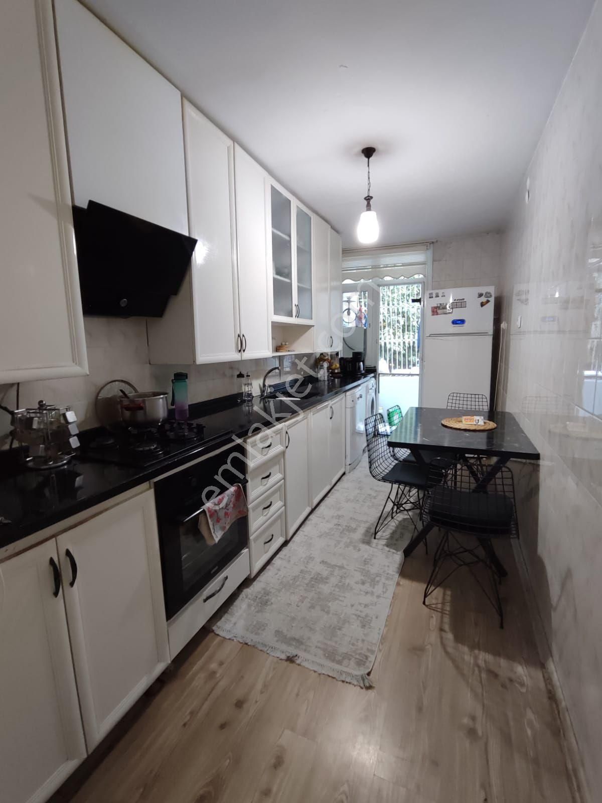 Seyhan Yeşilyurt Satılık Daire Yeşilyurt Mahallesınde 3+1 Cazıp Satılık Apartman Daıresı