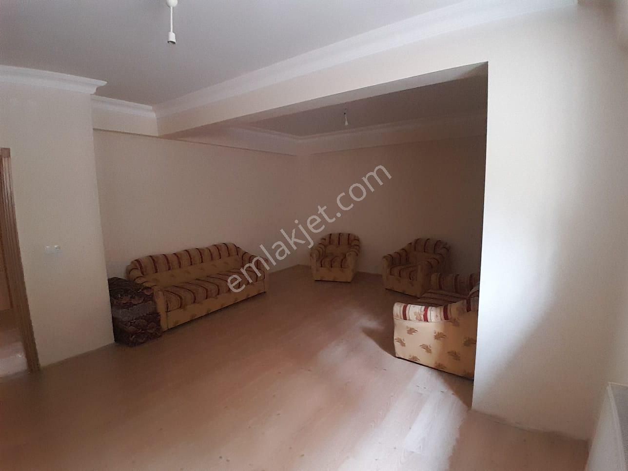 Selçuklu Hocacihan Kiralık Daire Bny Evim Emlakdan Hicaz Caddesinde Kiralık 5+1 Tersdublex