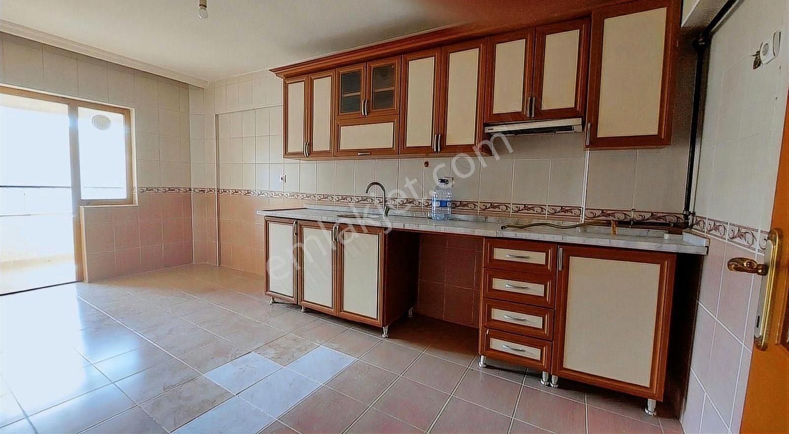 Lotus Dan Kiralık Daire Merkezi Konum