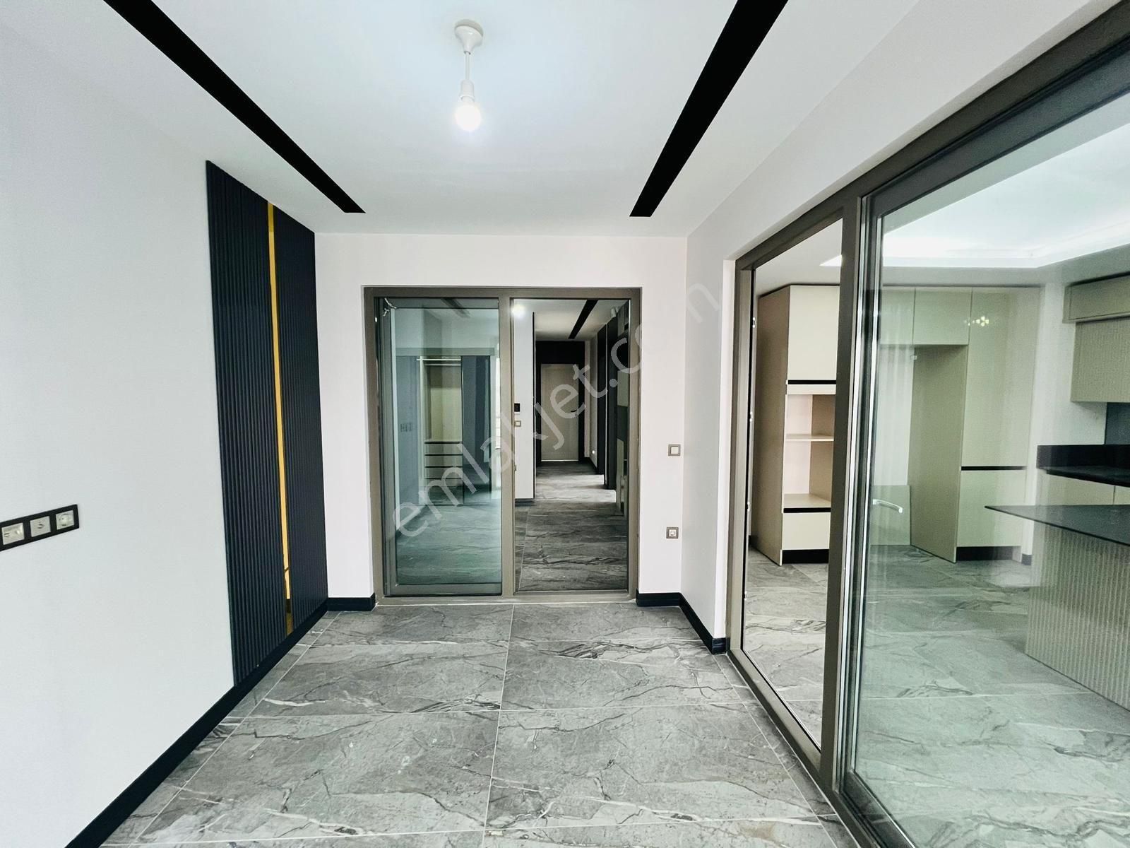 Hulusi Akar Bulvarında Ultra Lux Daire - Görsel 12