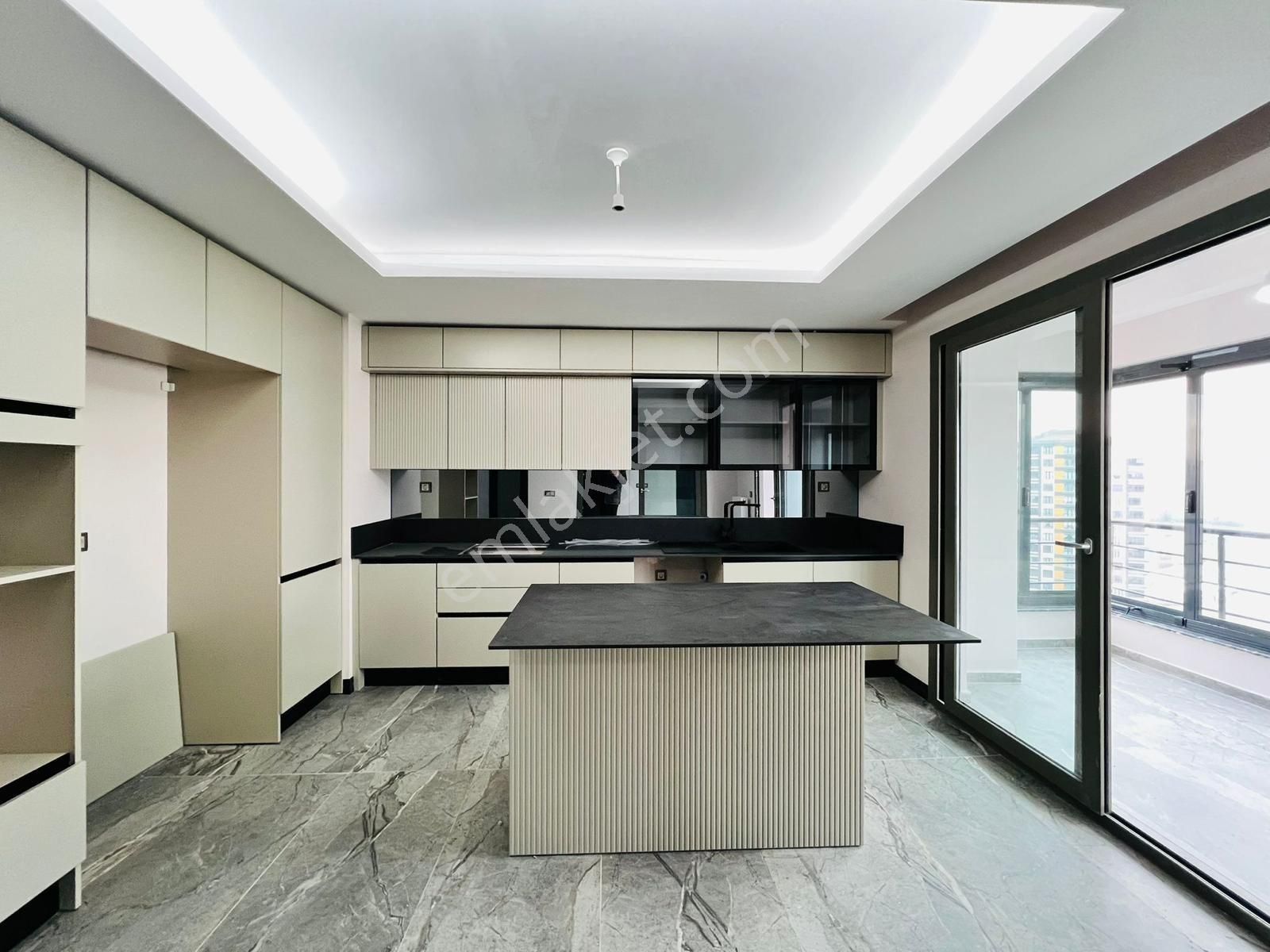 Hulusi Akar Bulvarında Ultra Lux Daire - Görsel 11