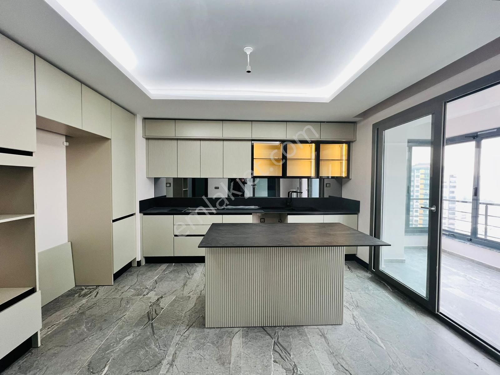 Hulusi Akar Bulvarında Ultra Lux Daire - Görsel 31