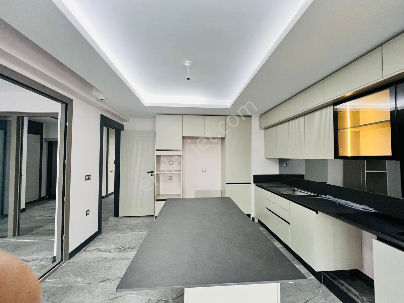 Hulusi Akar Bulvarında Ultra Lux Daire - Görsel 26