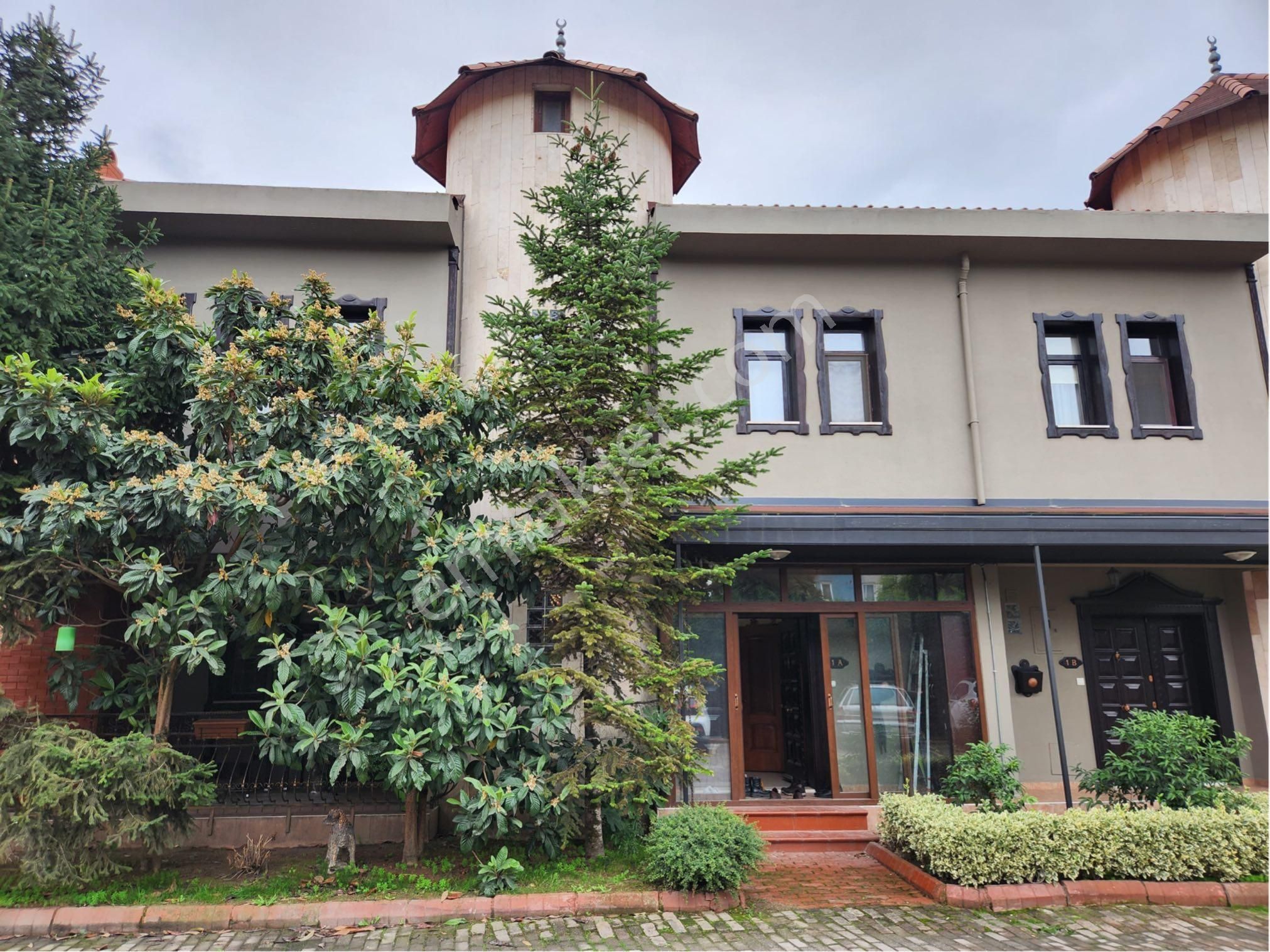 Serdivan İstiklal Satılık Villa Serdivan Altınışık Konaklarında Satılık Villa