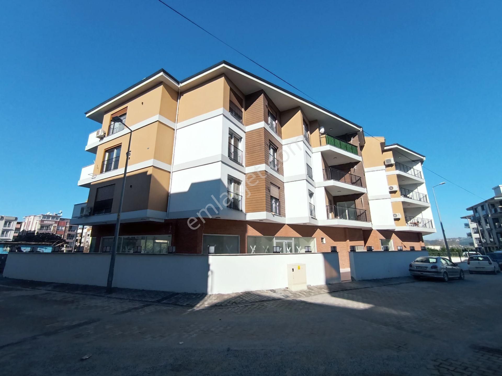 Kuşadası Davutlar Satılık Daire Davutlar Merkezde 2+1 80m2 Daire