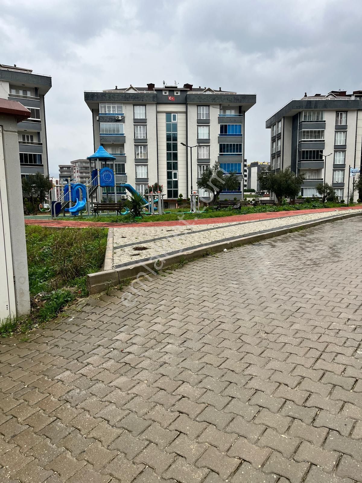 Mudanya Güzelyalı Eğitim Satılık Daire Site İçerisinde Deniz Manzaralı Havuzlu Dublex Daire