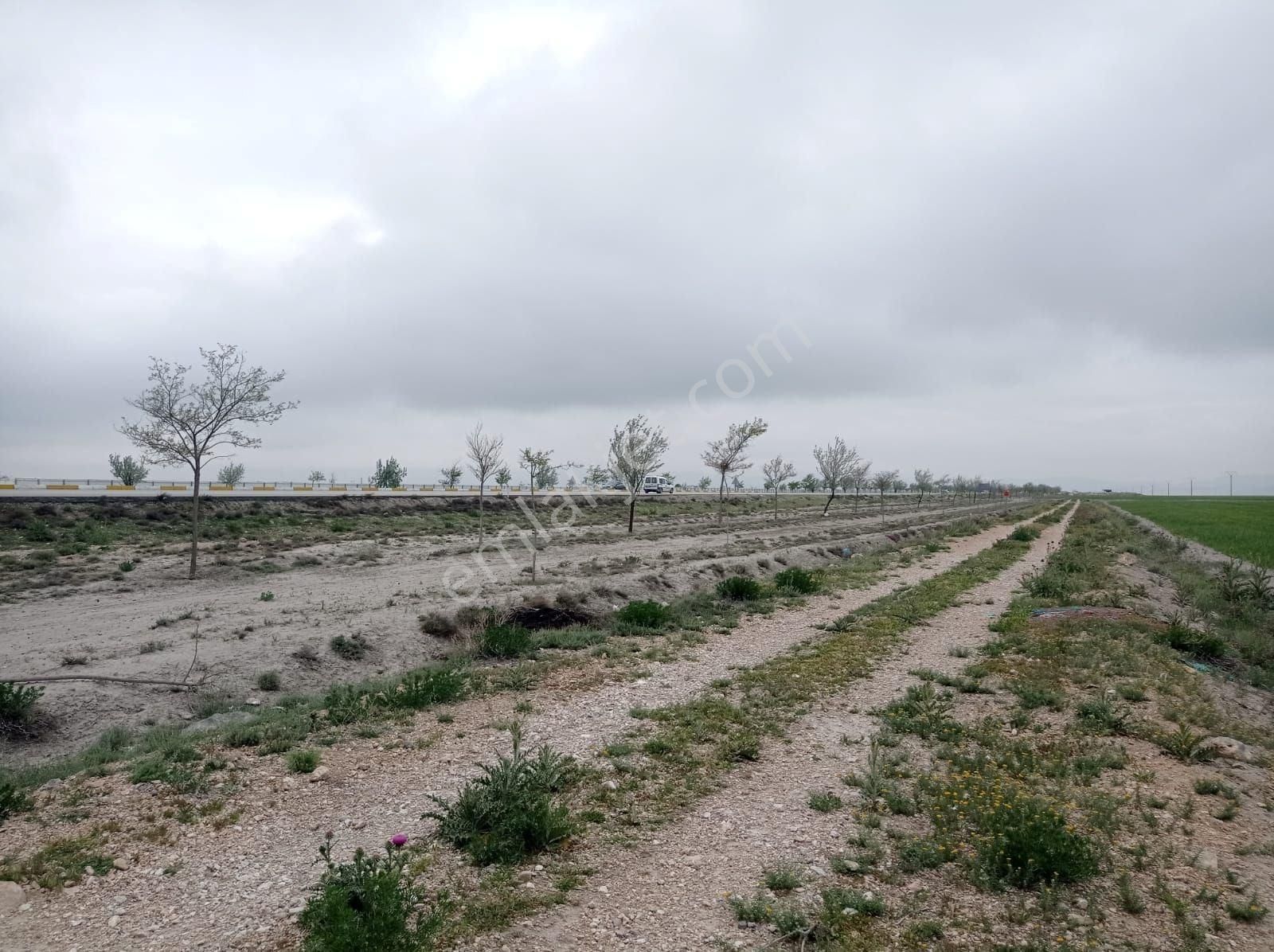 Konya Aksaray Çevre Yolun'da 7500 M2 'si Kapatılabilinen Yeni Hal Binası Lokasyonunda Satılık Arazi