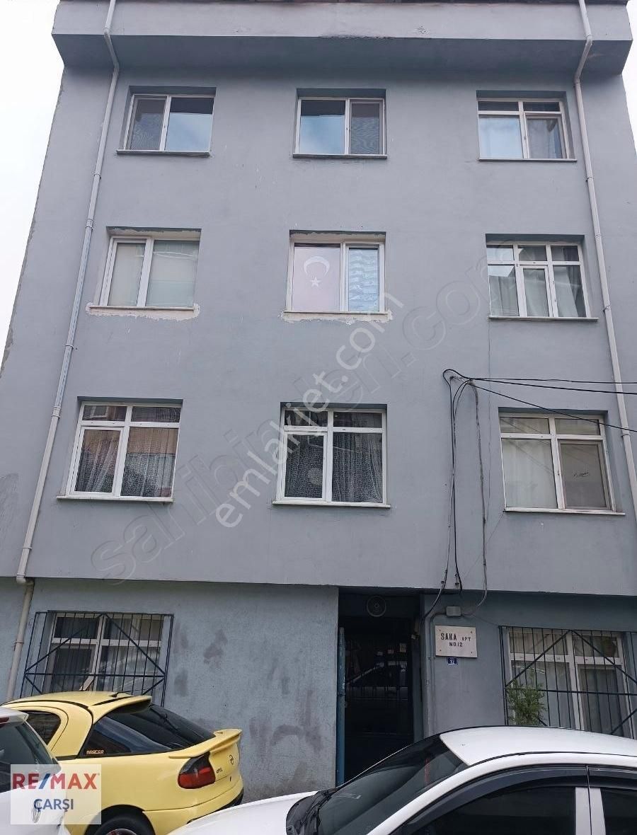 İzmit Hacıhasan Satılık Daire Remax Çarşı'dan İzmit Merkezde Deniz Manzaralı 3+1 Satılık Daire