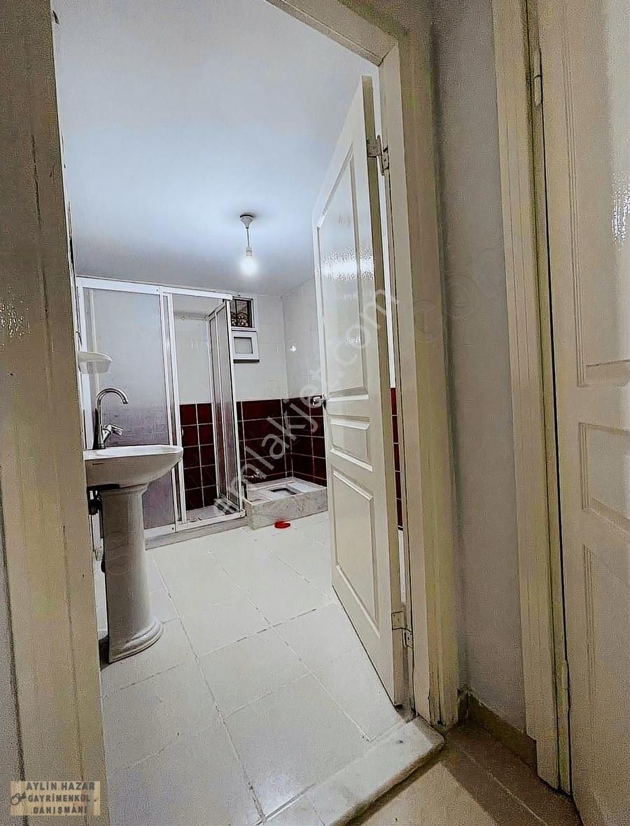 Urla Hacı İsa Kiralık Daire Urla Tam Merkezde 3+1 Veya 1+1 Olarak Da Değerlendirilebilir