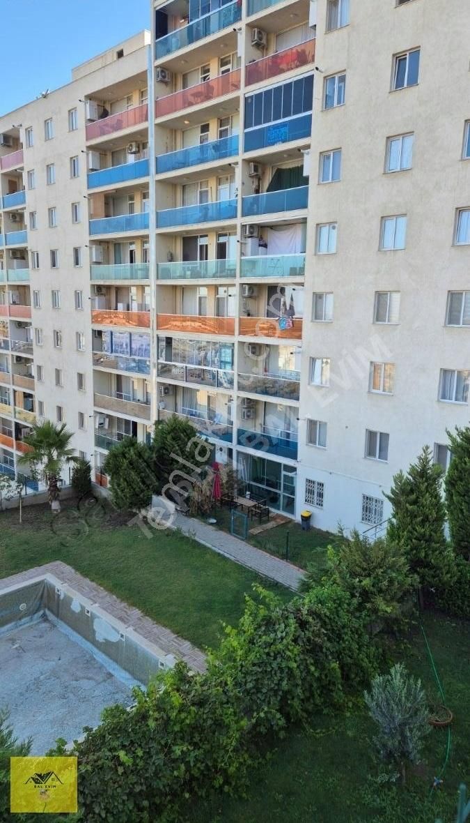 Çiğli Atatürk Kiralık Daire Çiğli Site İçerisinde Eşyalı 1+1