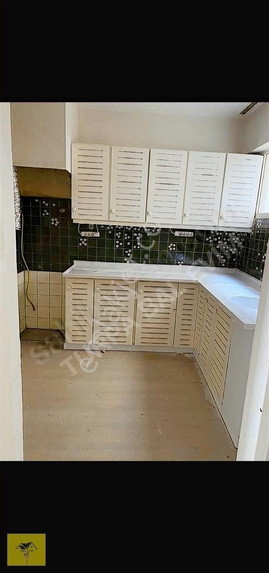 Karşıyaka Bahçelievler Kiralık Daire Karşıyaka Bahçelievler Mh.3+1 Kiralık Daire