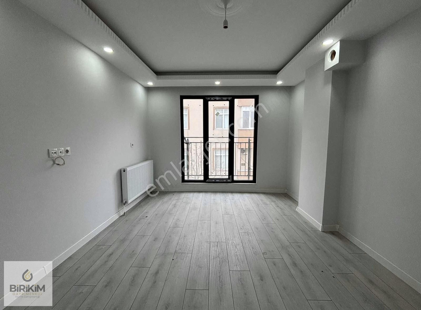 Darıca Piri Reis Satılık Daire Tuzla Caddesi'de File Marketin Arakasında Geniş Dublex Daire