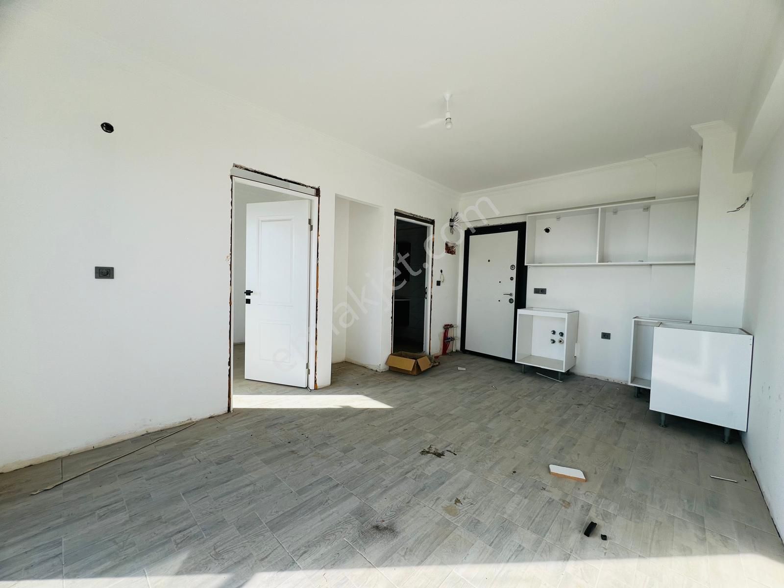 Nazilli Sümer Satılık Daire Nazilli🏡emlaktan-satılık Sümerde Havuzlu Site İçi 1+1 Arakat Daire