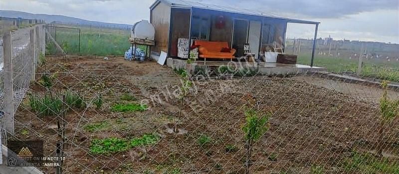 Elmadağ Yenimahalle Satılık Tarla Avantaj'dan Elmadağ Yenimahalle'de 250m2 Hazır Konteynırlı Bahçe