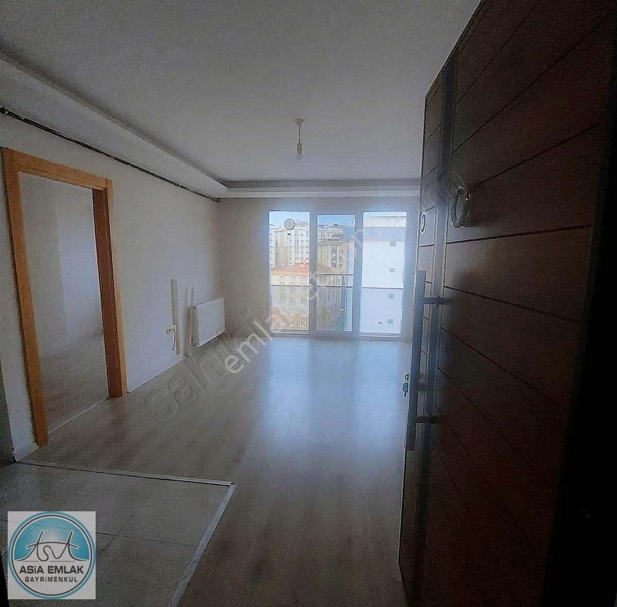 Pendik Fevzi Çakmak Kiralık Daire Marmara Arş.ve Metro Karşısı Site İçi Amerikan Mutfak 2+1