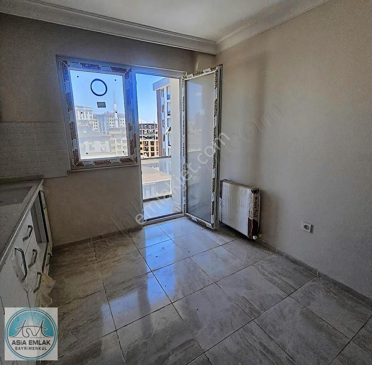 Pendik Fevzi Çakmak Kiralık Daire Hastane Karşısı 5+1