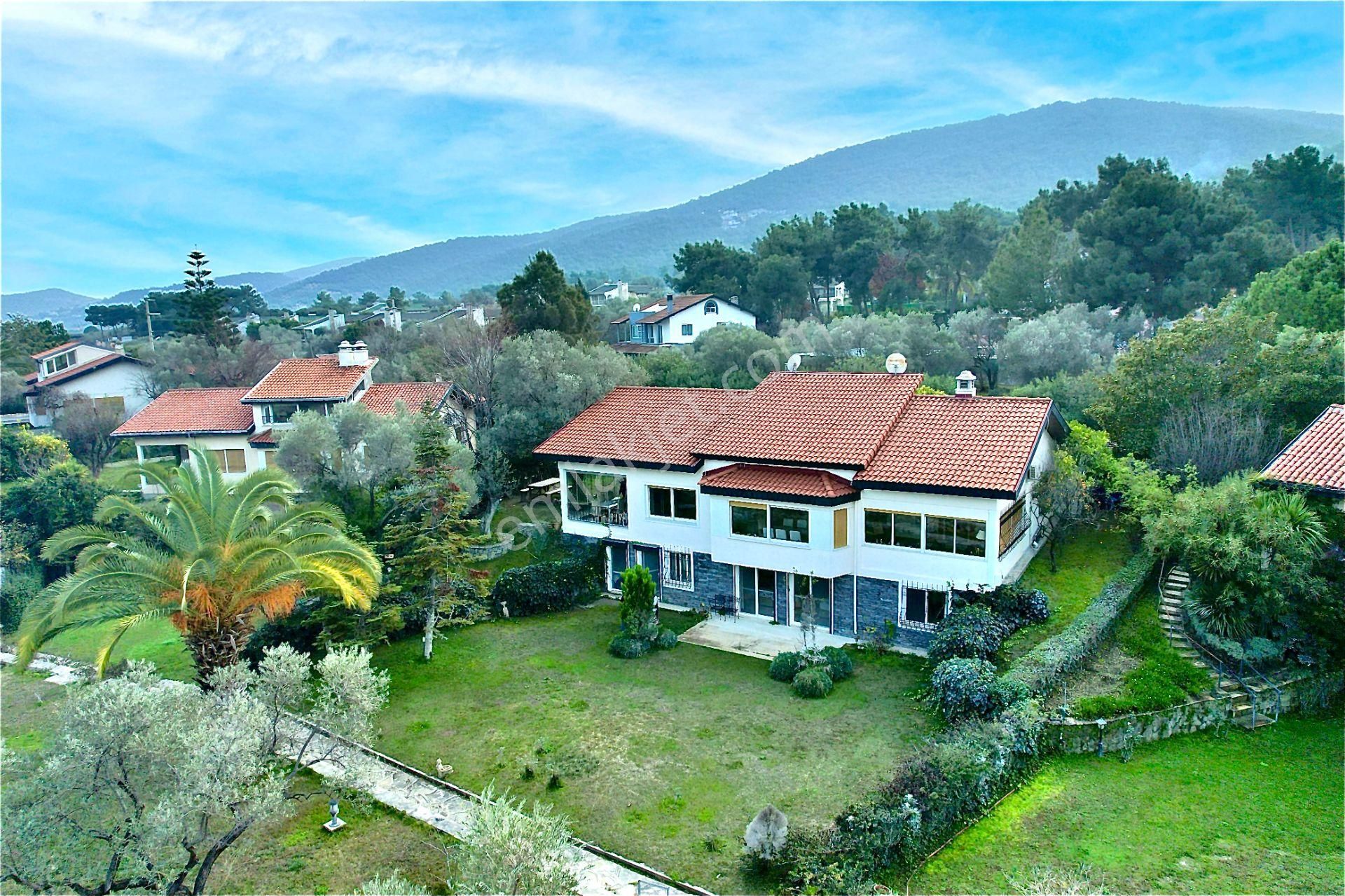 Urla Güvendik Satılık Villa Urla Çeşmealtı Zeytinköy Villalarında Satılık 5+2 Müstakil Villa