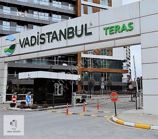 Sarıyer Ayazağa Satılık Daire Try'dan Satılık Vadistanbul Teras 2+1 Fırsat Bahçe Katı Güncel