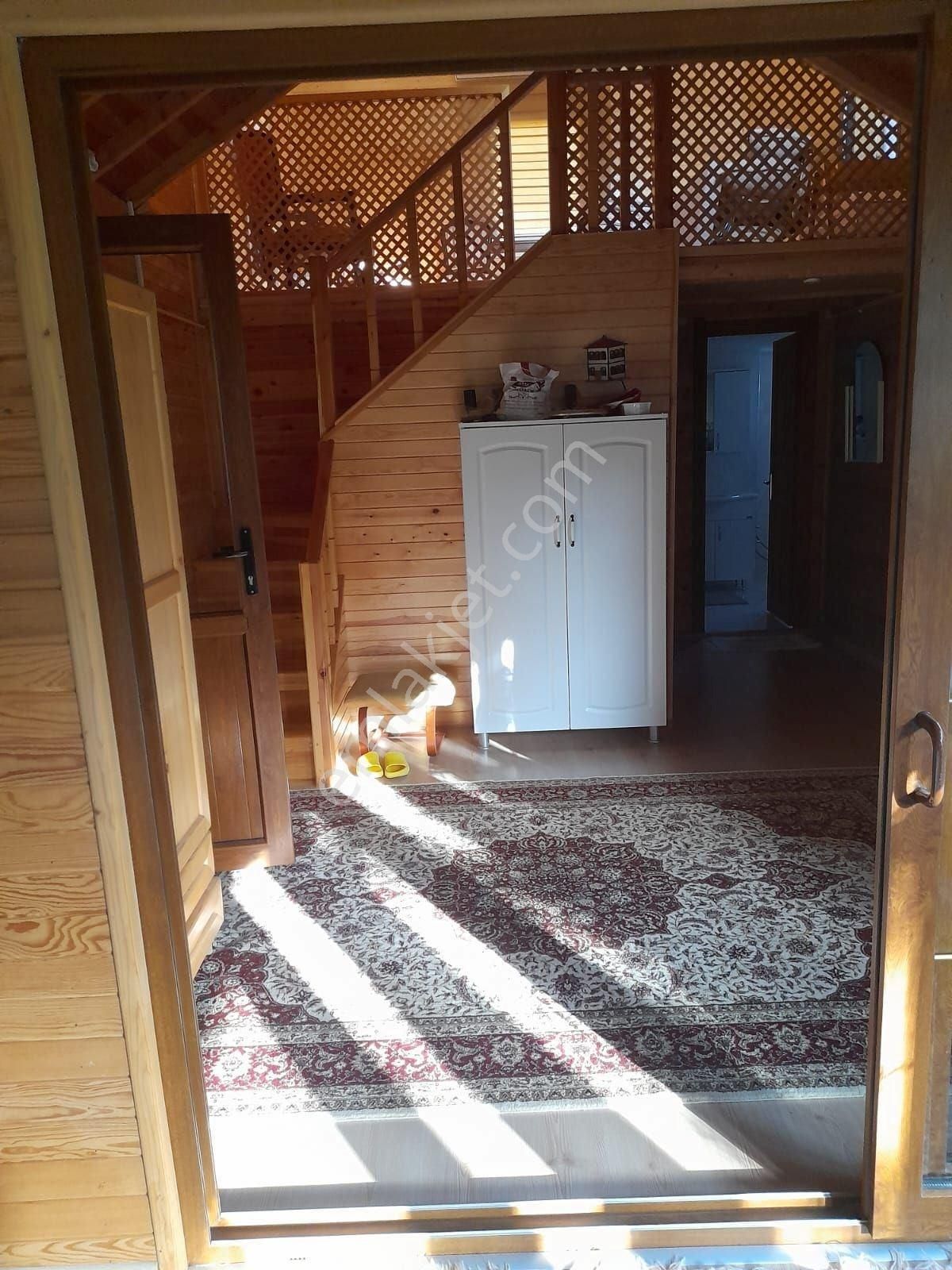 Köyceğiz Hamitköyde Satılık 3500 M2 İçerisinde 3+1 Dubleks