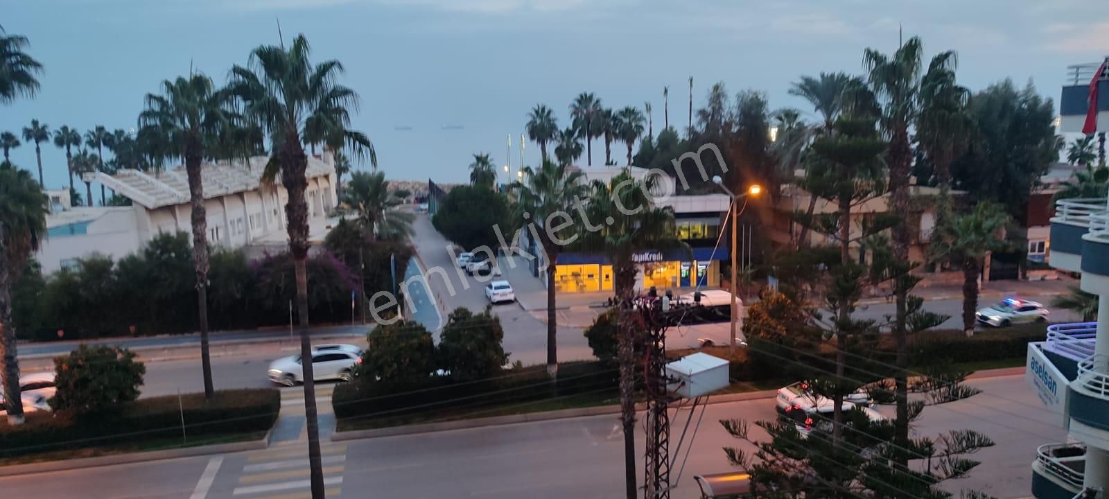 Fiyat Düştü!.. Hilton Karşısında Deniz Manzaralı Satılık Daire - Görsel 3