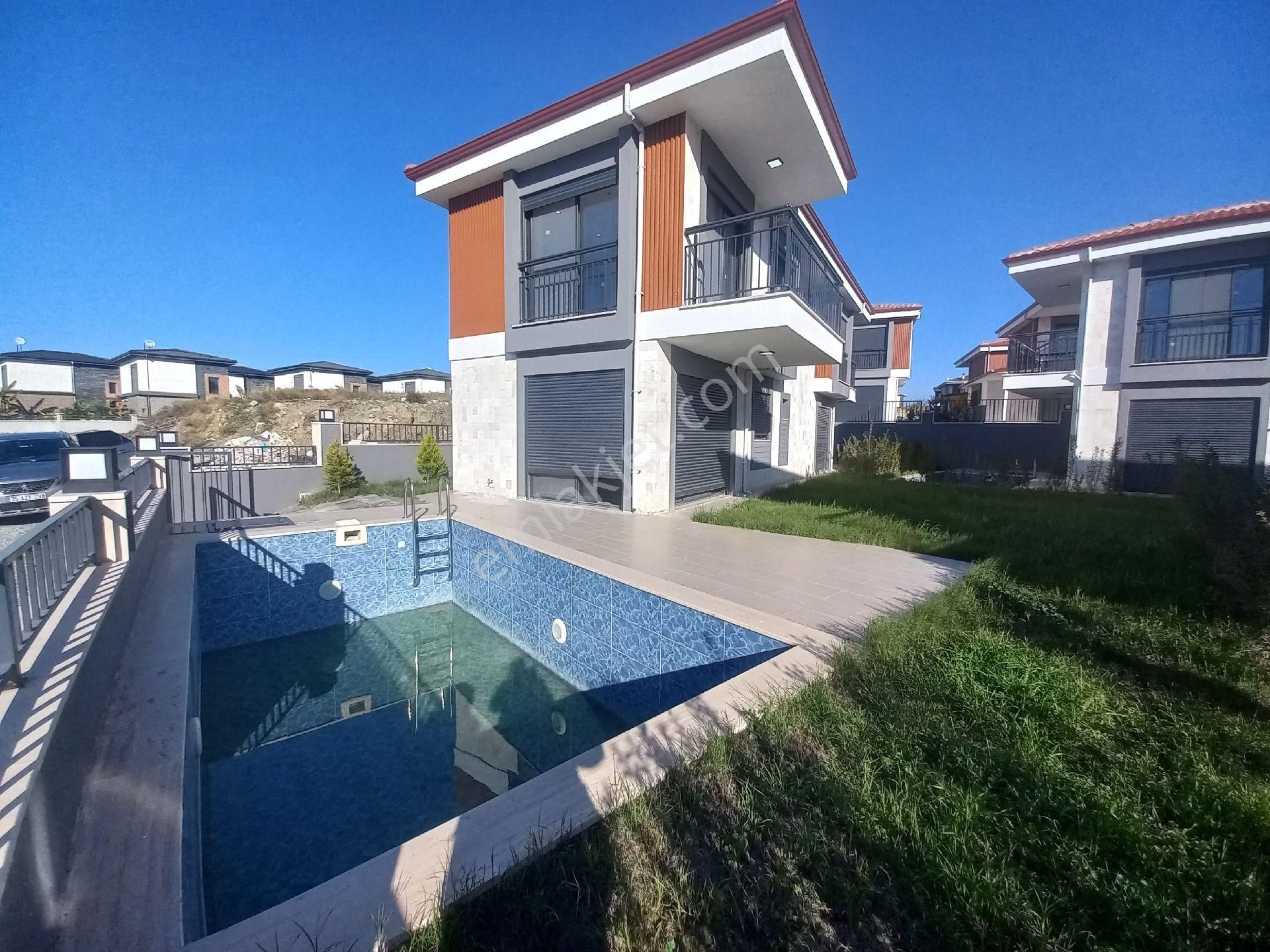 Full Manzaralı Özel Havuzlu Tek Müstakil Villa