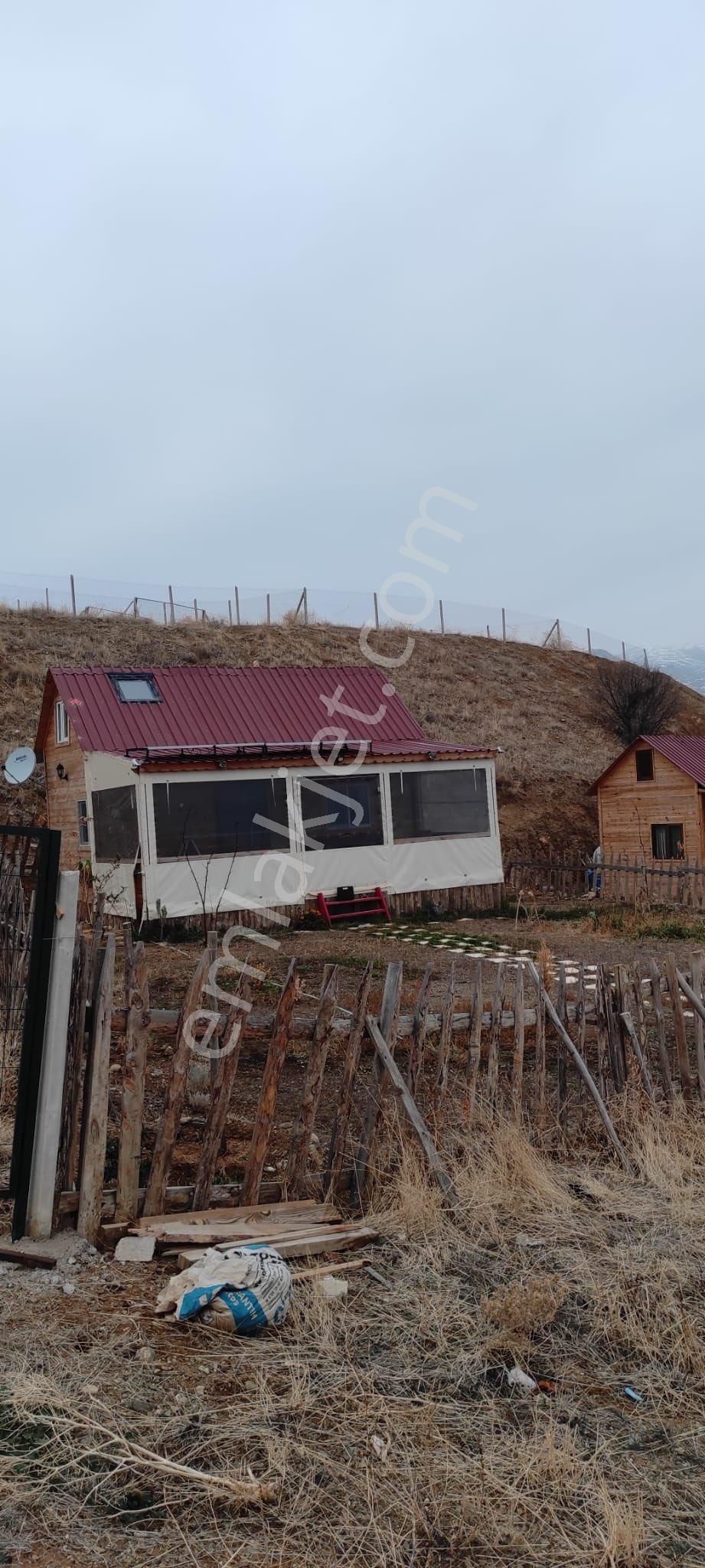 Ankara Kalecikte İçi Evi İle Satılık 1.5+1 Yapılı Hobi Bahçesi