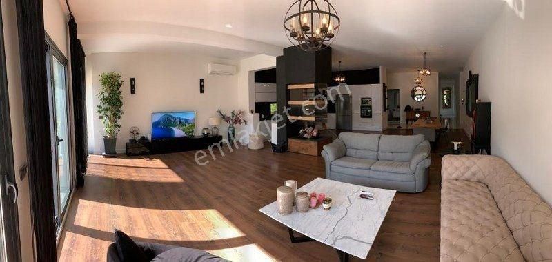 İzmir Çeşme Mamur Baba Havuzlu 5+1 Satılık Tek Katlı Müstakil Lüks Villa - Görsel 14