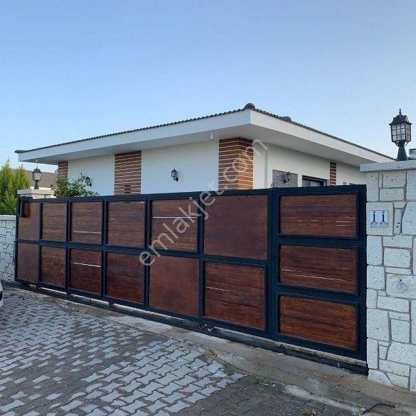 İzmir Çeşme Mamur Baba Havuzlu 5+1 Satılık Tek Katlı Müstakil Lüks Villa - Görsel 8
