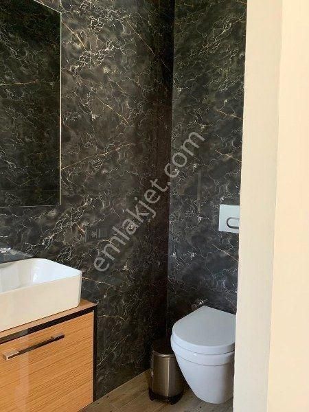 İzmir Çeşme Mamur Baba Havuzlu 5+1 Satılık Tek Katlı Müstakil Lüks Villa - Görsel 19