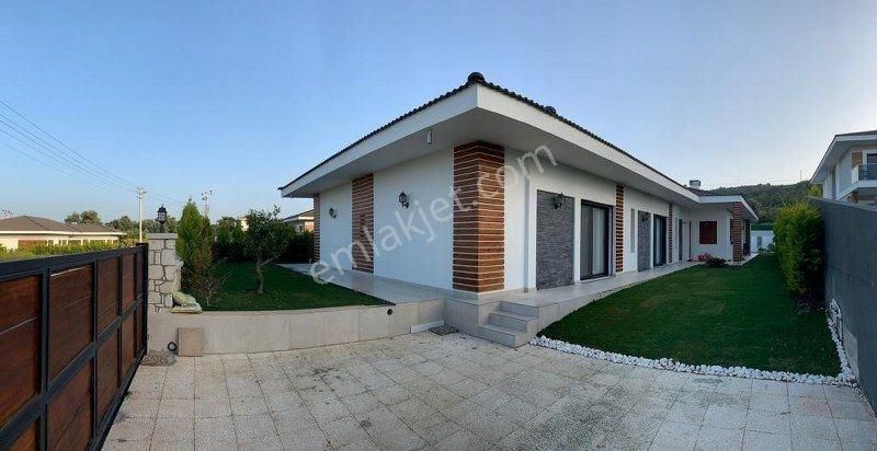İzmir Çeşme Mamur Baba Havuzlu 5+1 Satılık Tek Katlı Müstakil Lüks Villa - Görsel 7