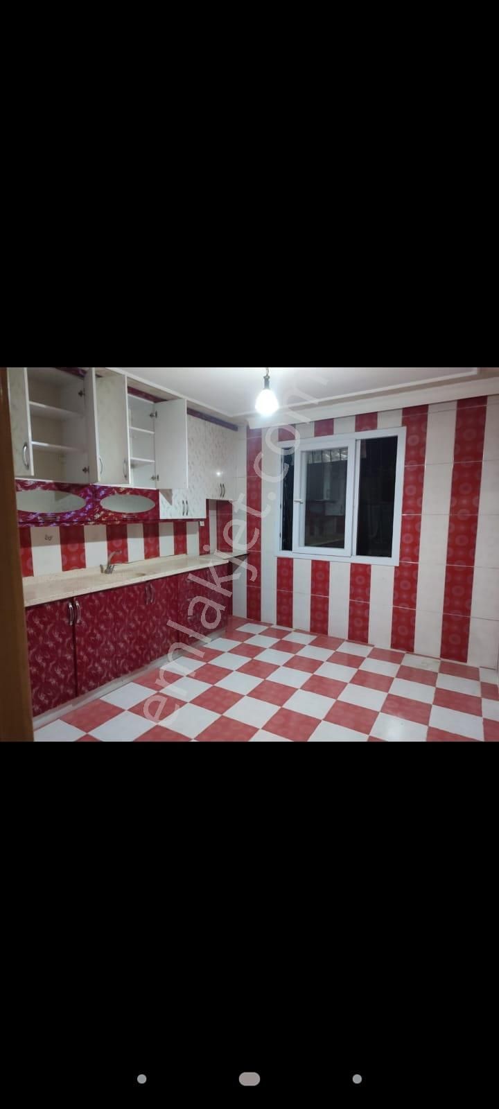 Yüreğir Levent Kiralık Daire Adana Polis Okuluna E5 Yakın Mobilyacılar Sanayi Sitesi Çivarında 2+1 Kiralık