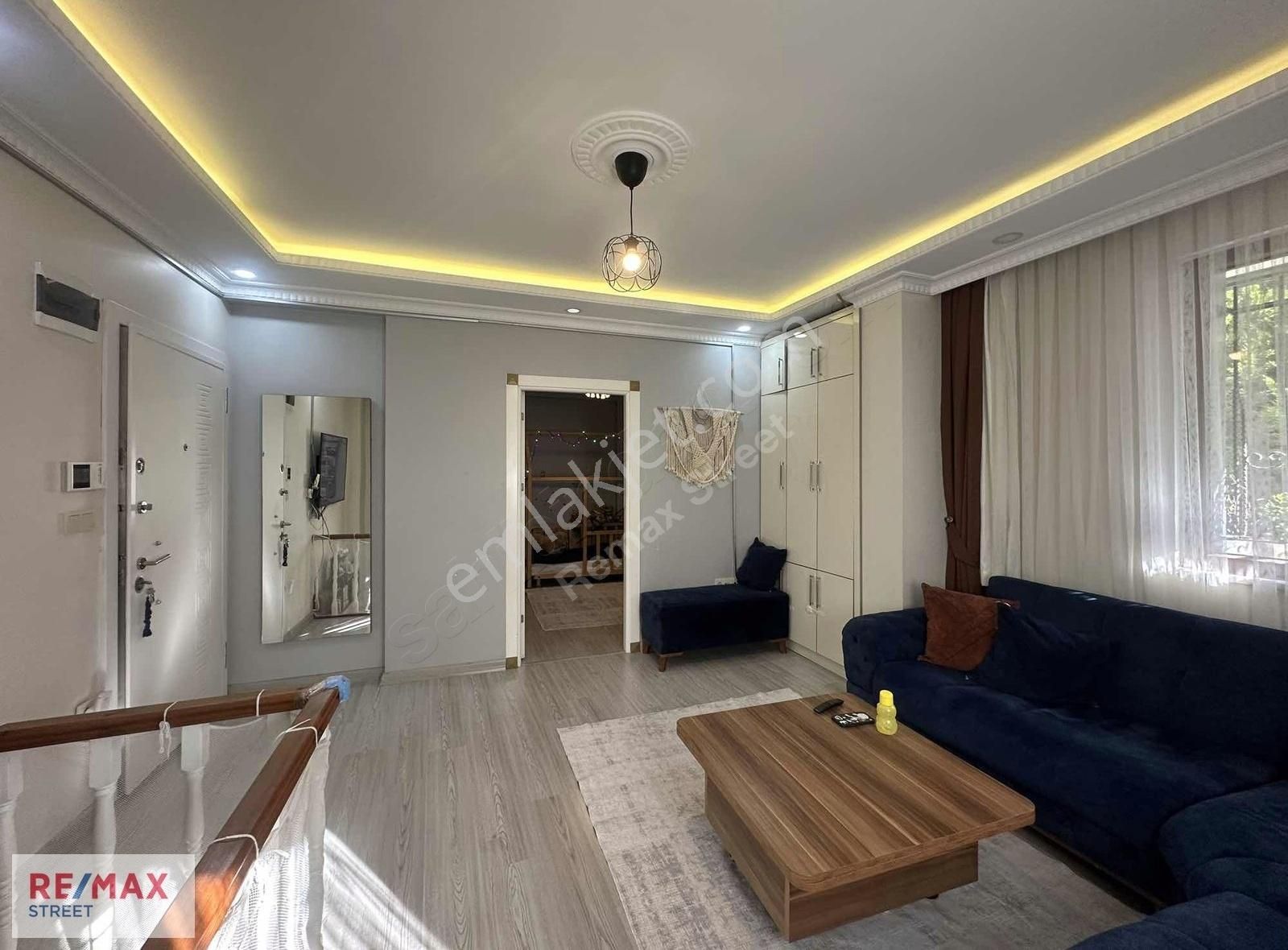 Bayrampaşa Kartaltepe Satılık Daire Remax Street Bayrampaşa Mükemmel Konumda 2,5+1 Fırsat Daire