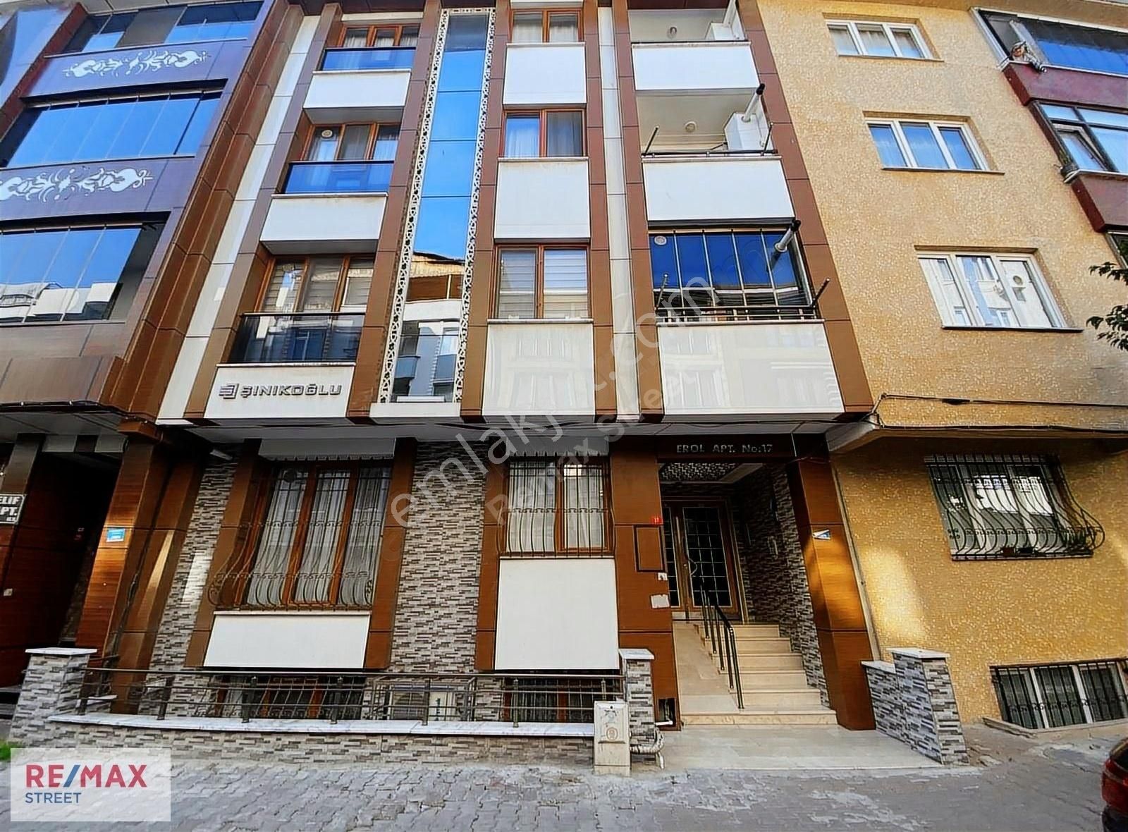 Küçükçekmece Gültepe Satılık Daire Re/max Ersin'den Gültepe'de 1+1 Fırsat Daire