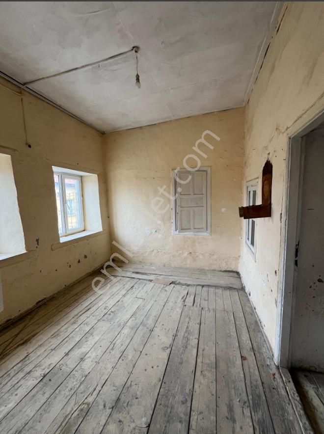 Niğde Bor Bina Tapu Sahibi Perta Emlak Ümit Tahmaz - Görsel 13