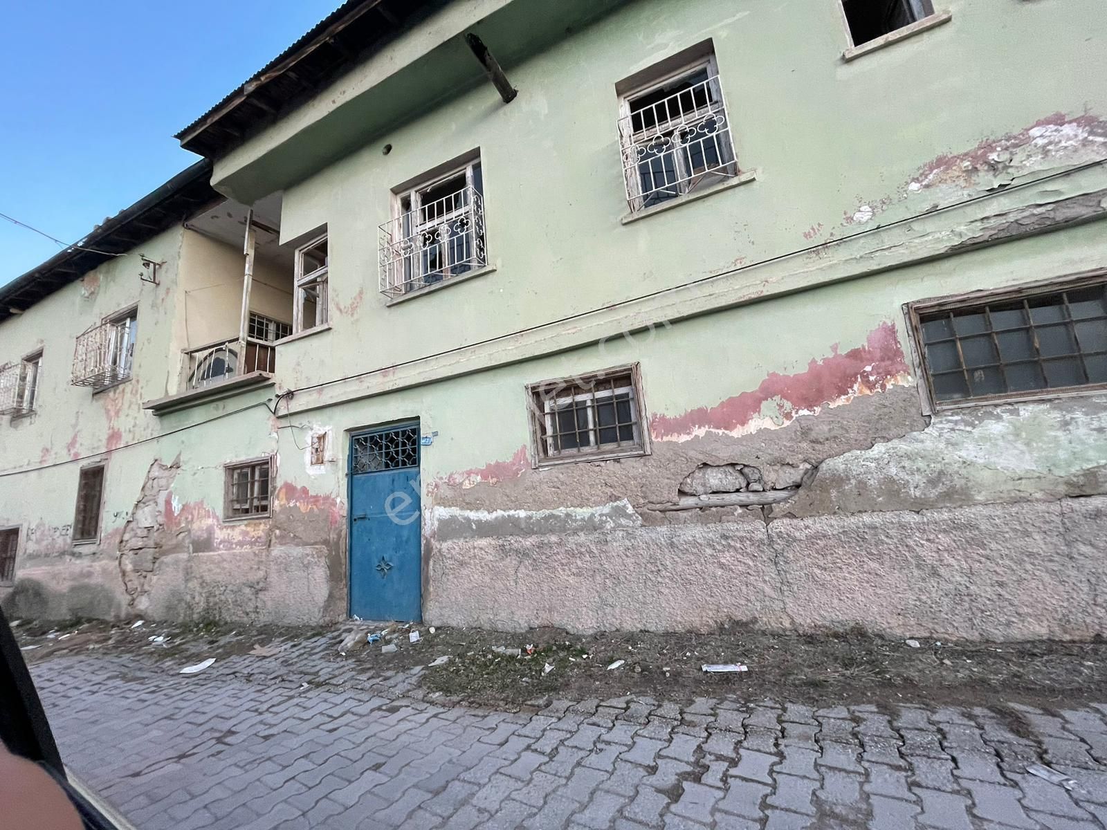 Niğde Bor Bina Tapu Sahibi Perta Emlak Ümit Tahmaz - Görsel 3