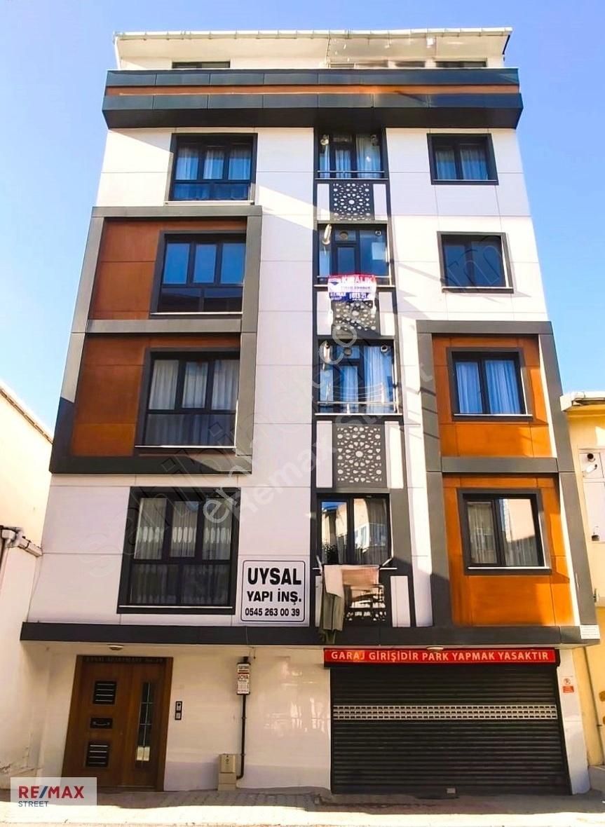 Küçükçekmece İnönü Kiralık Daire Sefaköy İnönü Yeni Binada Temiz Boş 1+1 Kiralık 85 M2 3.kat