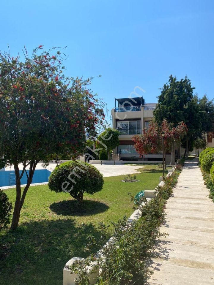 Kuşadası Kadınlar Denizi Satılık Villa Kuşadası Kadınlar Denizin'de 3+1 Satılık Villa