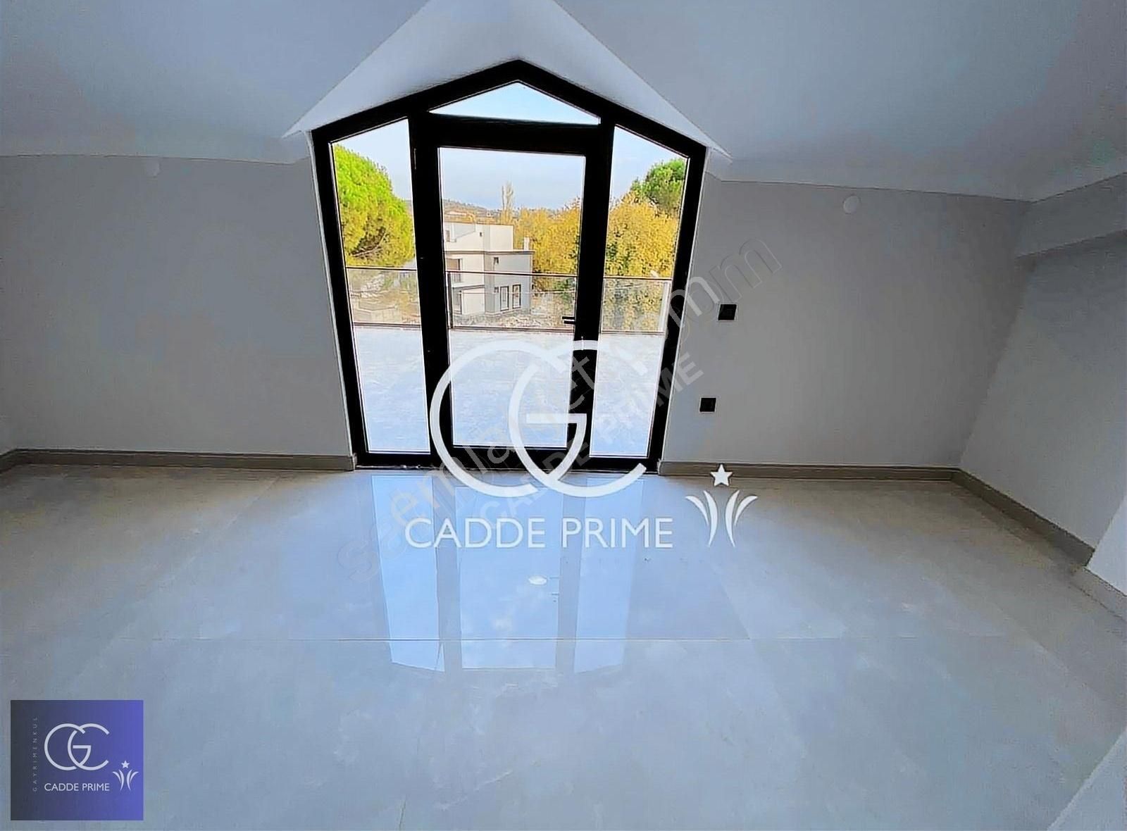 Cadde'den Deniz Manzaralı Delüx Tasarım Havuzlu 4+1 Akıllı Villa - Görsel 16