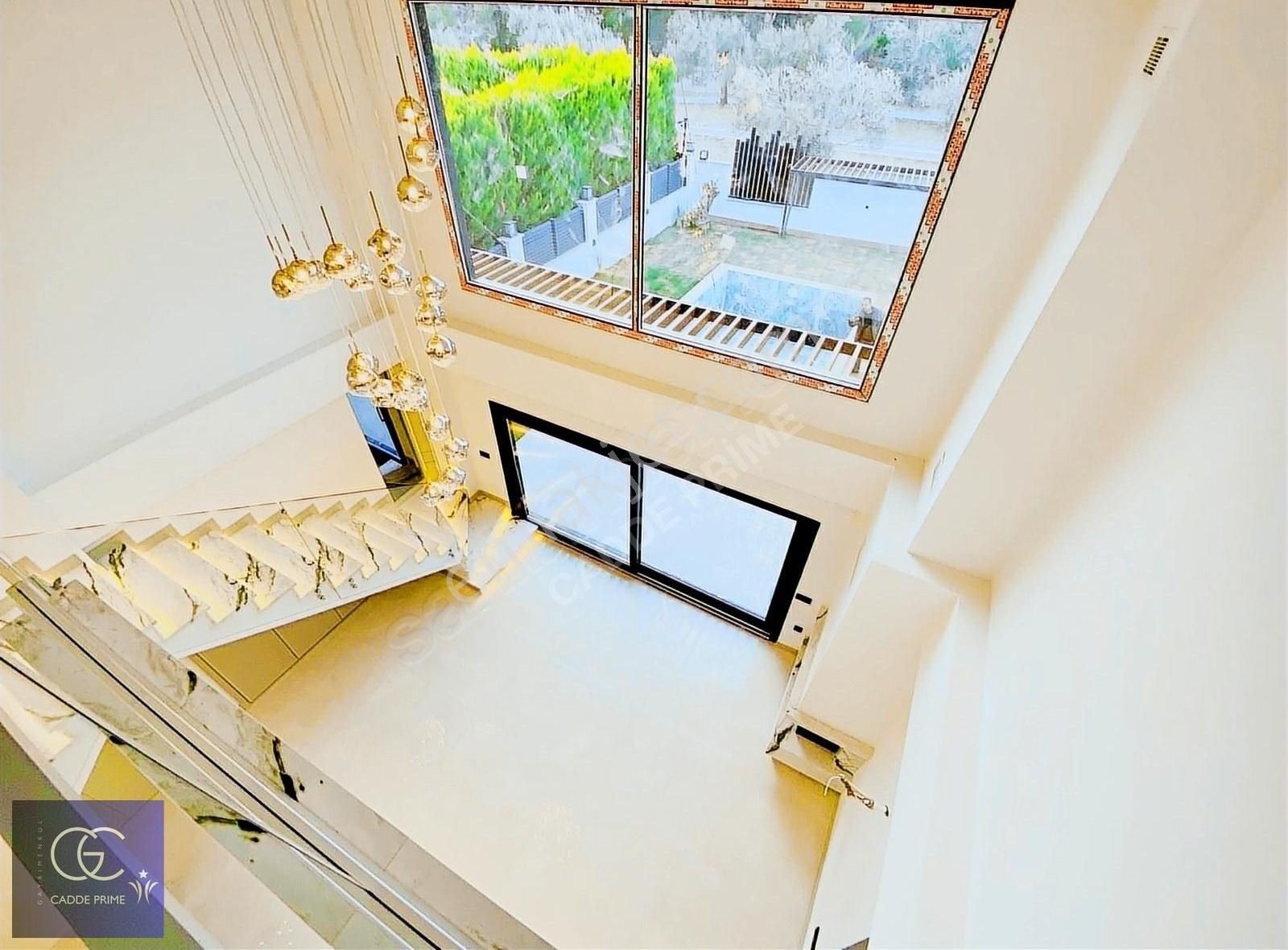 Cadde'den Deniz Manzaralı Delüx Tasarım Havuzlu 4+1 Akıllı Villa - Görsel 13
