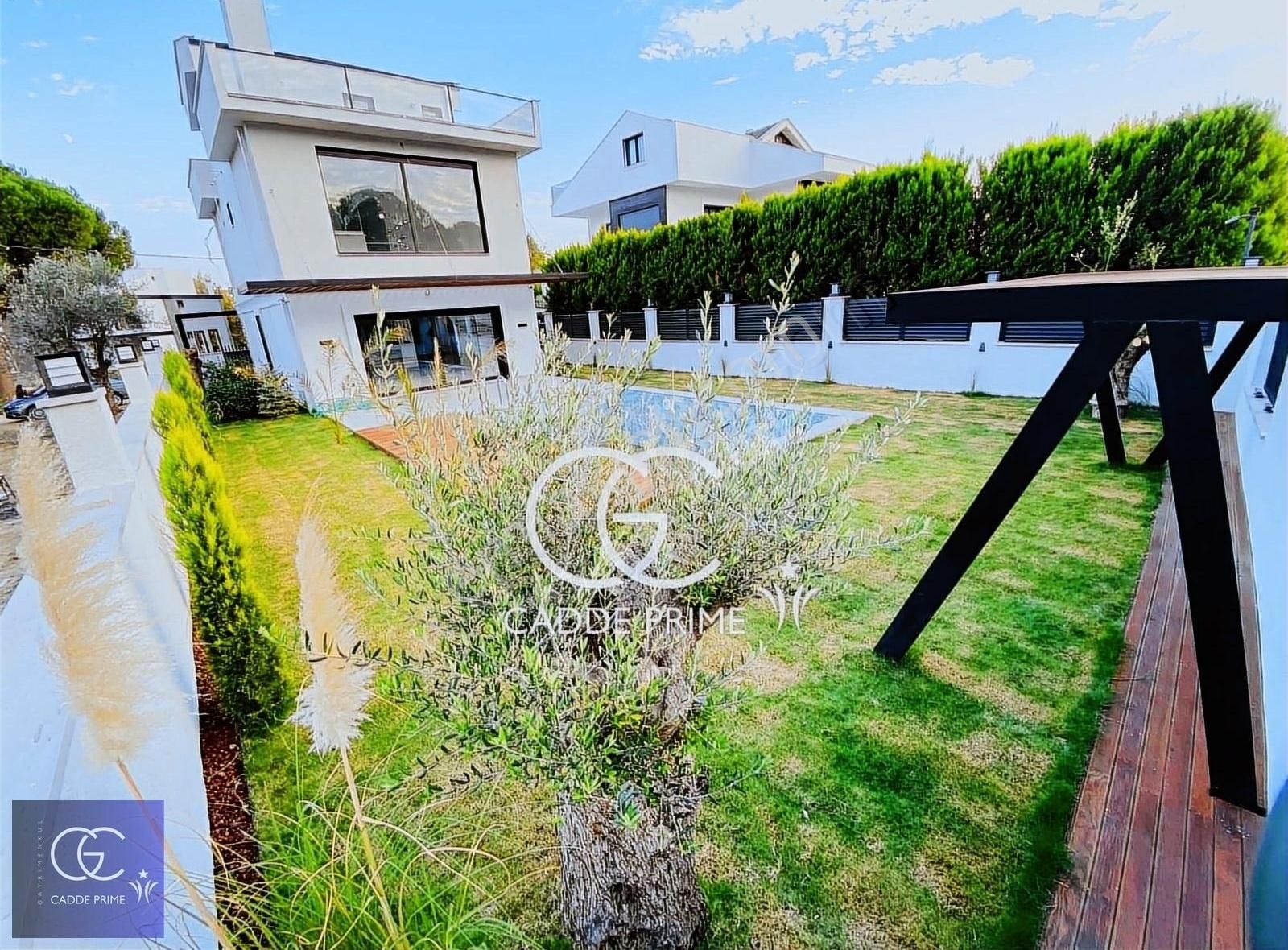 Cadde'den Deniz Manzaralı Delüx Tasarım Havuzlu 4+1 Akıllı Villa - Görsel 31