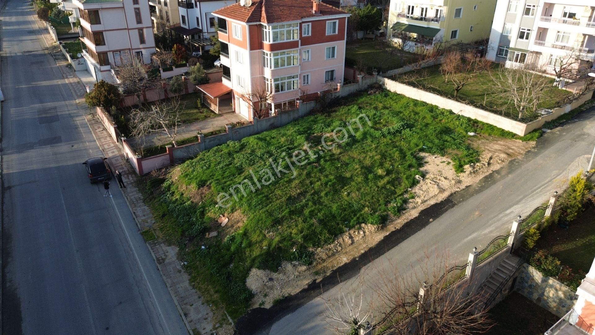 Büyükçekmece De 580 M2 Satılık Arsa Caddeye Cephe Deniz Manzaralı - Görsel 3