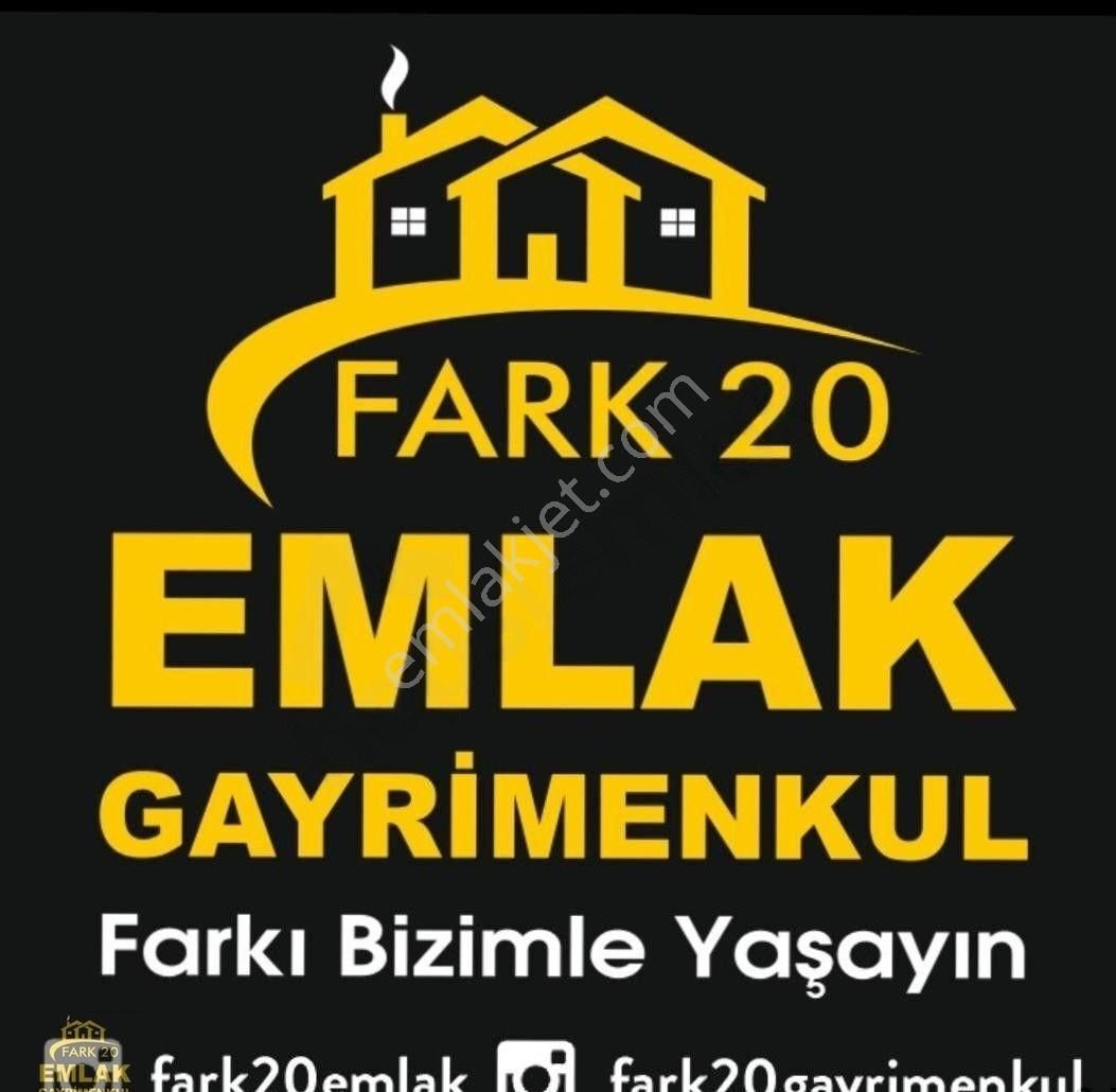 Serinhisar Cumhuriyet Satılık Tarla Fark20'den Serinhisar'da Satılık 9.587 M2 Ceviz Bahçesi