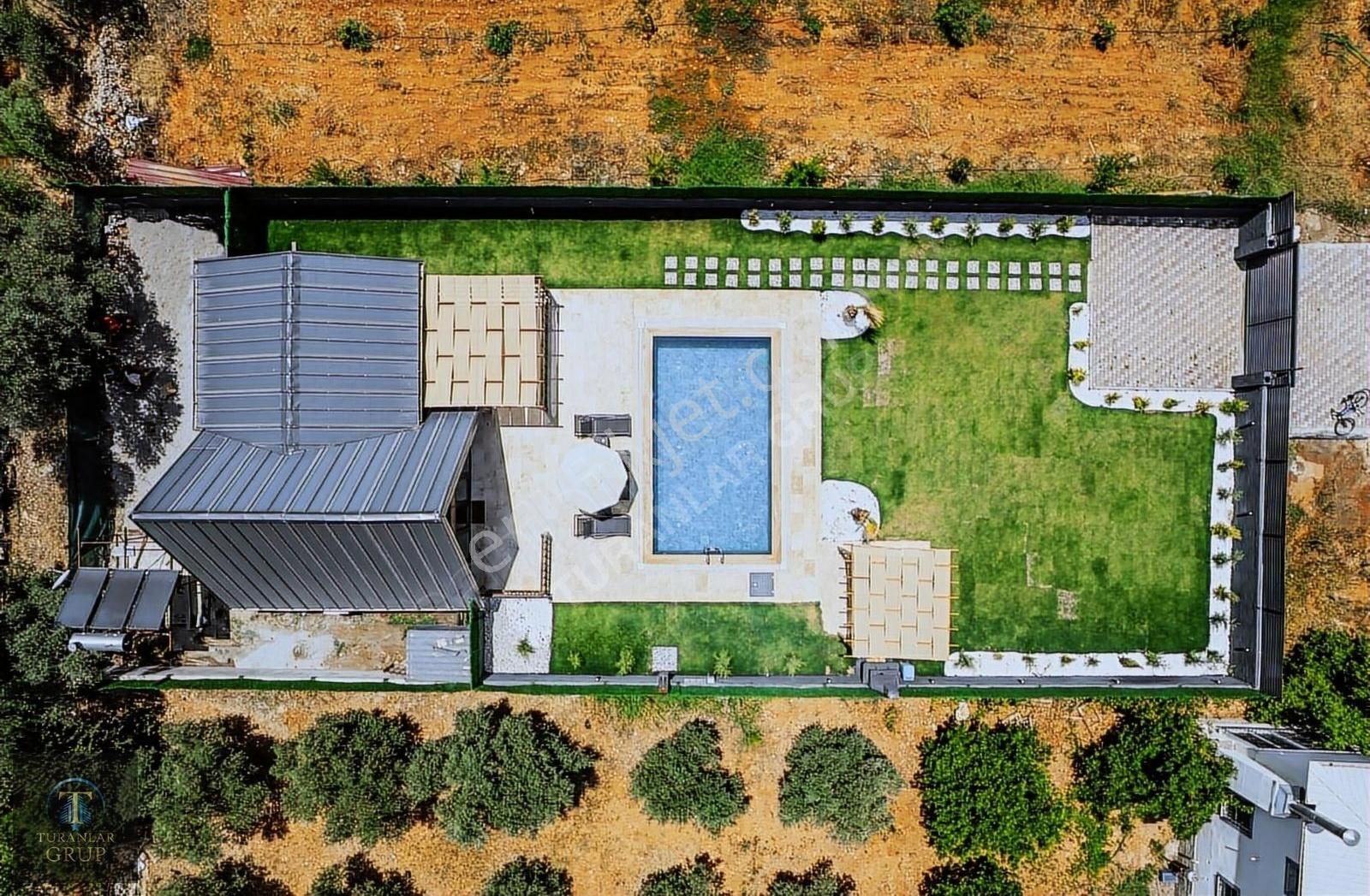 Seydikemer Eşen Satılık Villa Turanlar Gruptan Eşen De 5718 M2 İçersinde Villa Ve Arsası!!!