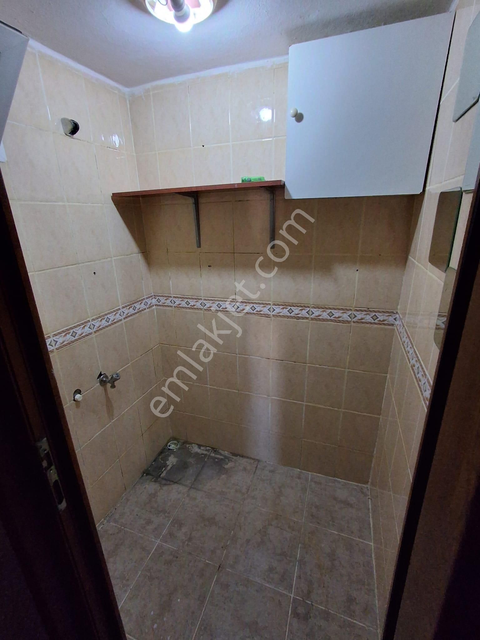 Valideatik'de Ferah Binada Ara Kat Daire - Görsel 10